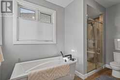 53 FOXBOROUGH PLACE | Thorndale Ontario | Slide Image Eighteen