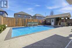 1042 MELSETTER WAY | London Ontario | Slide Image Forty-two