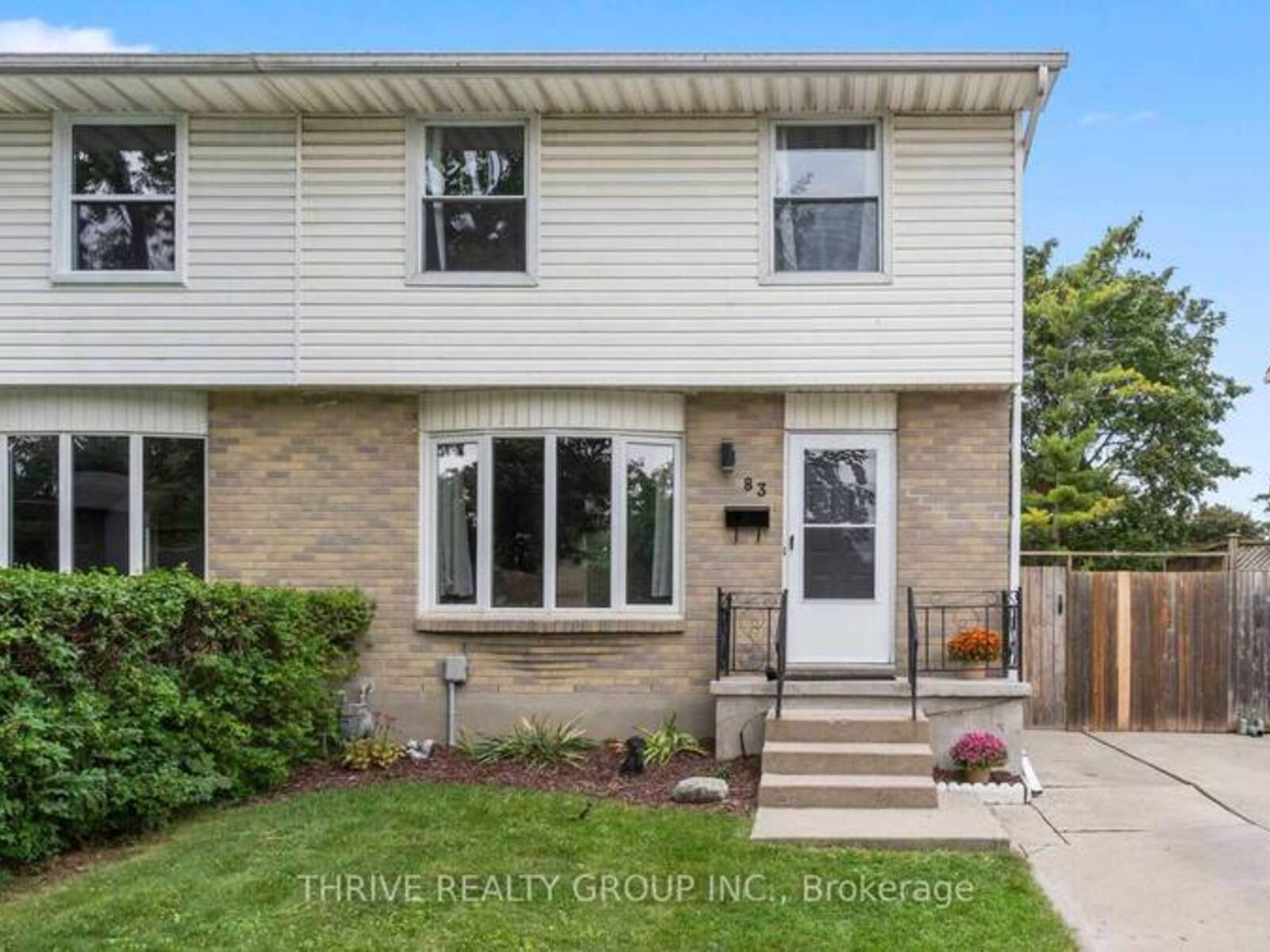 83 SCOTCHMERE CRESCENT, London, Ontario N6E 1Z9