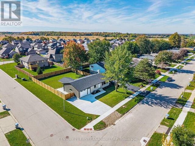 135 NICOLINE AVENUE Lucan Biddulph Ontario, N0M 2J0 - 3 Bedrooms Home For Sale