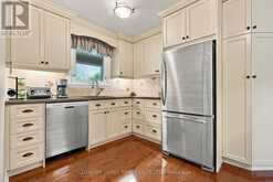 69 LOGAN AVENUE | London Ontario | Slide Image Nineteen