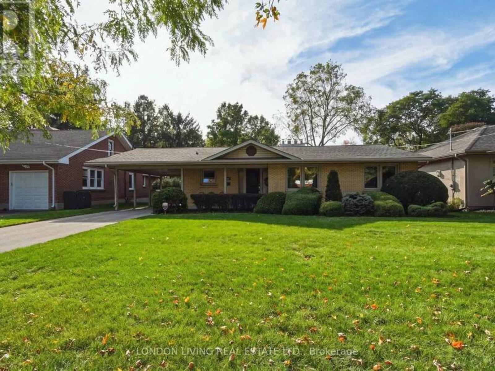 69 LOGAN AVENUE, London, Ontario N5Y 2P9