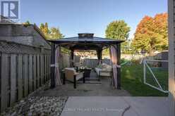 53 STROUD CRESCENT | London Ontario | Slide Image Thirteen