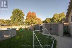 53 STROUD CRESCENT | London Ontario | Slide Image Fourteen