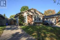 53 STROUD CRESCENT | London Ontario | Slide Image Two