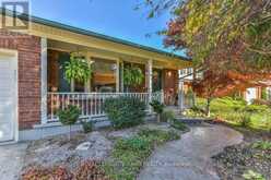 1221 GLENORA DRIVE | London Ontario | Slide Image Three