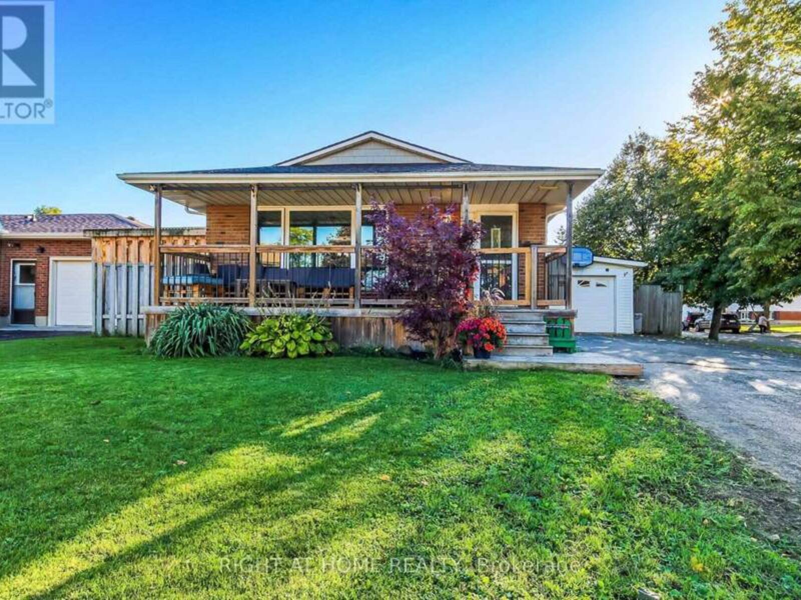 10 DAVID DRIVE, St. Thomas, Ontario N5R 5L3
