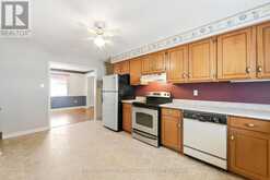 30 BONAVENTURE DRIVE | London Ontario | Slide Image Ten