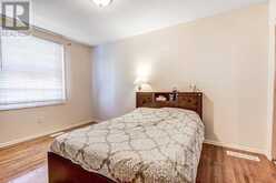 39 METCALFE CRESCENT | London Ontario | Slide Image Twelve