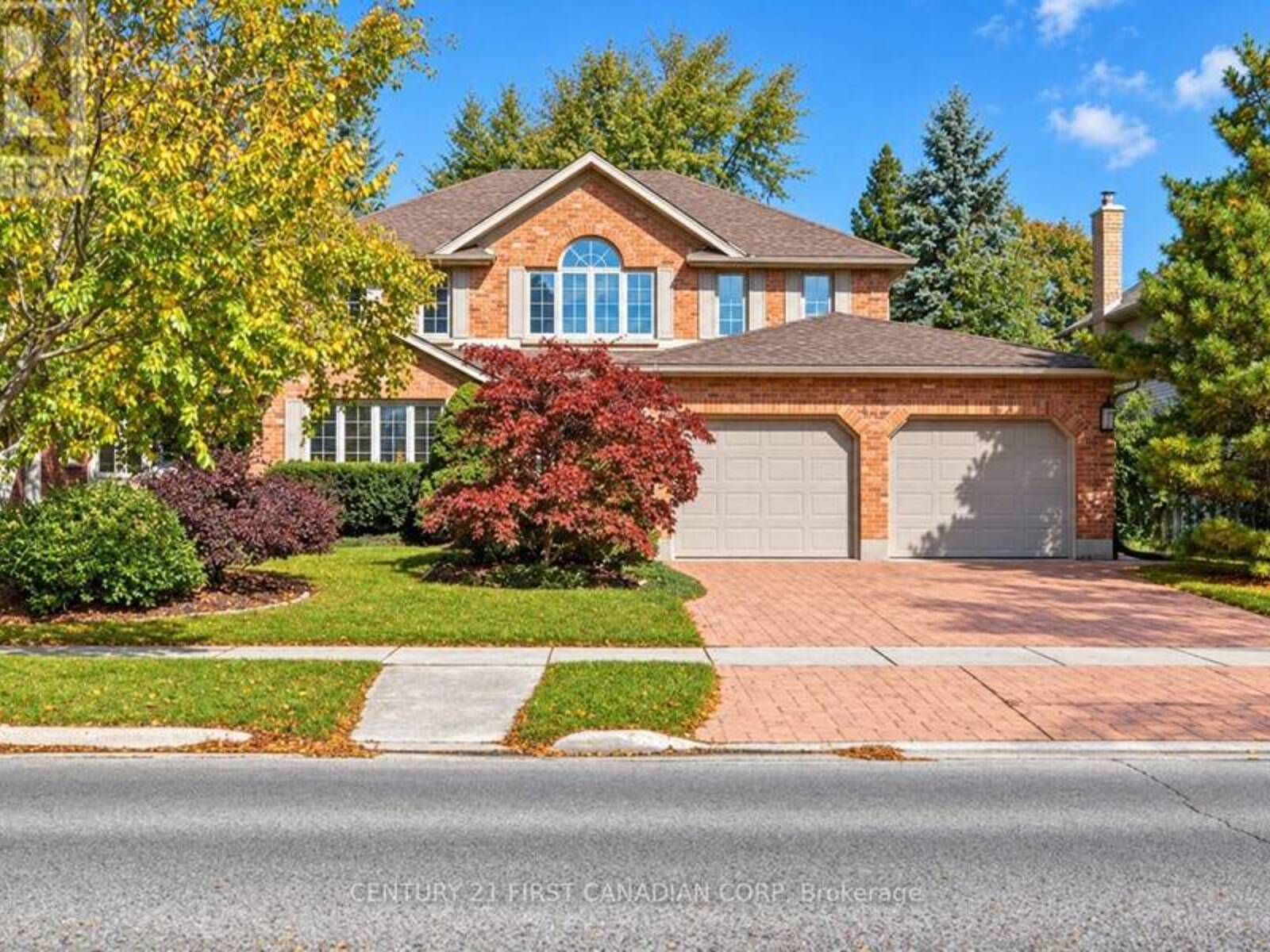122 SUNNYSIDE DRIVE, London, Ontario N5X 3N4