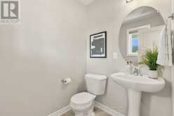 97 PEACH TREE BOULEVARD | St. Thomas Ontario | Slide Image Thirteen