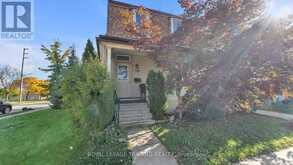 541 NELSON STREET | London Ontario | Slide Image Three