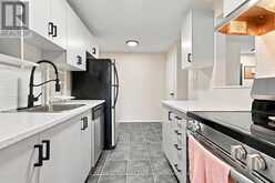 302 - 931 WONDERLAND ROAD S | London Ontario | Slide Image Seventeen