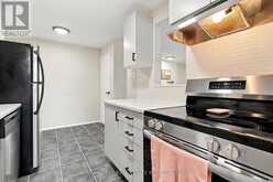 302 - 931 WONDERLAND ROAD S | London Ontario | Slide Image Eighteen