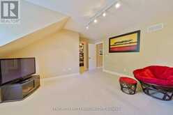 2091 VALLEYRUN BOULEVARD | London Ontario | Slide Image Twenty-seven