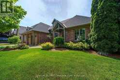 2091 VALLEYRUN BOULEVARD | London Ontario | Slide Image Two