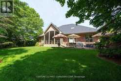 2091 VALLEYRUN BOULEVARD | London Ontario | Slide Image Thirty