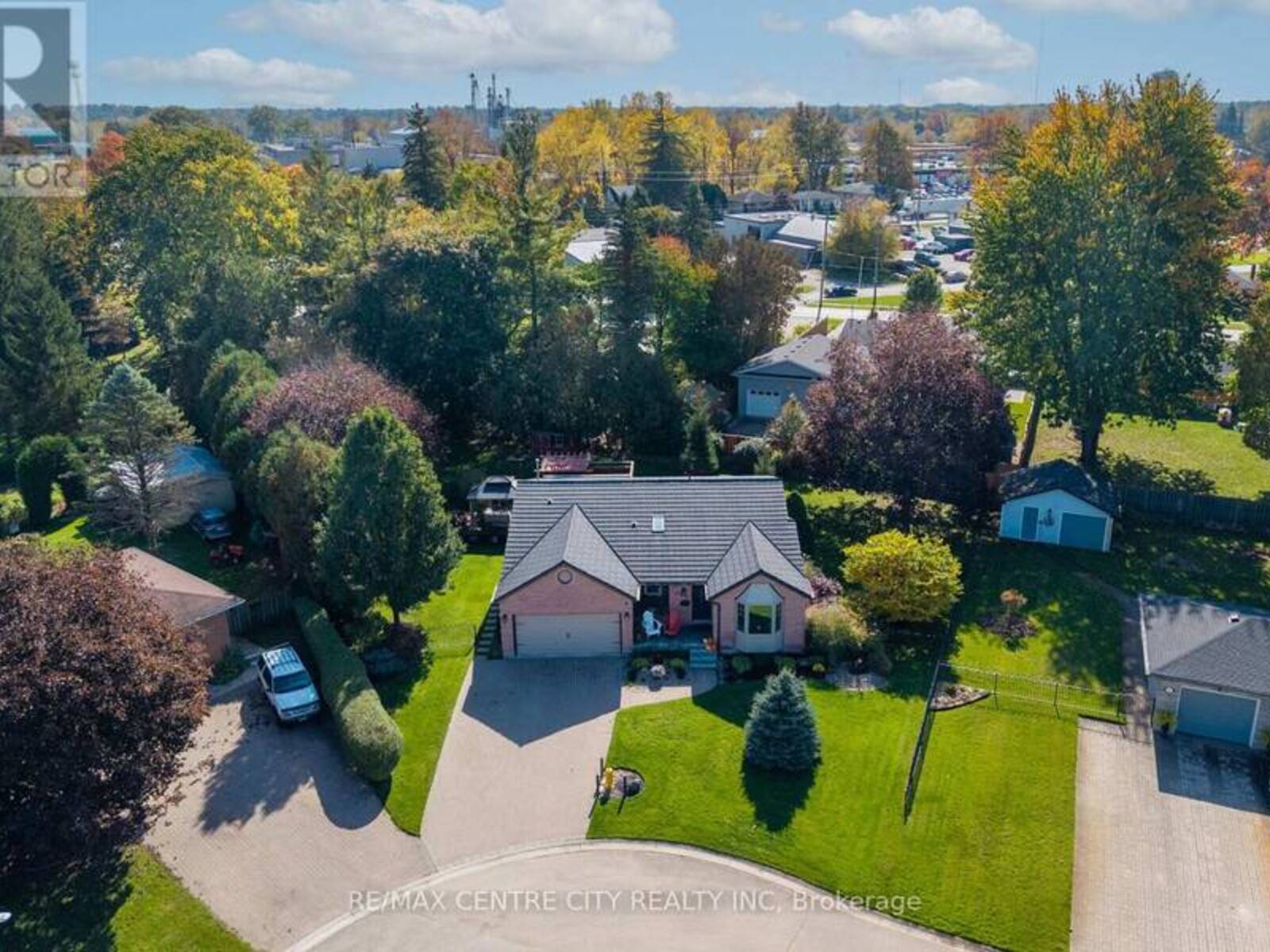 252 MILL POND CRESCENT, Strathroy-Caradoc, Ontario N7G 3R1