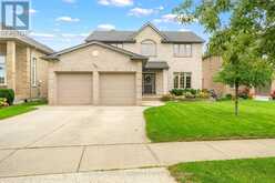121 TANOAK DRIVE | London Ontario | Slide Image Two