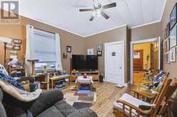 38 MARKET STREET | Tara Ontario | Slide Image Seventeen