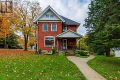 38 MARKET STREET | Tara Ontario | Slide Image Two