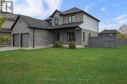 102 TIMBERWALK TRAIL | Ilderton Ontario | Slide Image Two