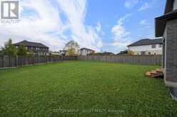 102 TIMBERWALK TRAIL | Ilderton Ontario | Slide Image Five