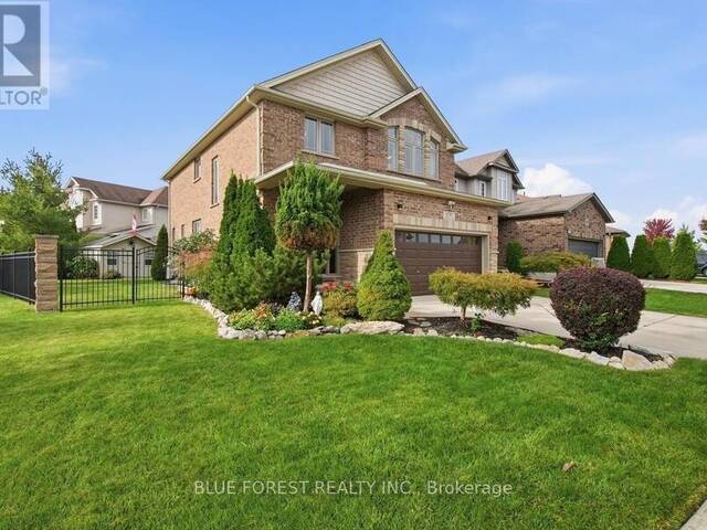 1197 CARDINAL ROAD London Ontario, N6M 0C1 - 4 Bedrooms Home For Sale