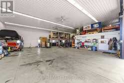 9221 HICKORY DRIVE | Strathroy-Caradoc Ontario | Slide Image Five