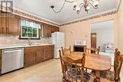 984 FANSHAWE PARK ROAD E | London Ontario | Slide Image Seventeen