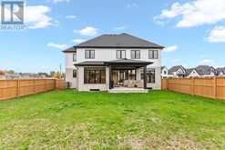 826 EAGLETRACE DRIVE | London Ontario | Slide Image Forty-five