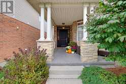 15 ORIOLE LANE | St. Thomas Ontario | Slide Image Three