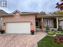 1611 BLACKMAPLE CRESCENT | London Ontario | Slide Image One