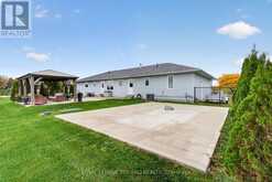 8578 VANCE DRIVE | Lambton Shores Ontario | Slide Image Six