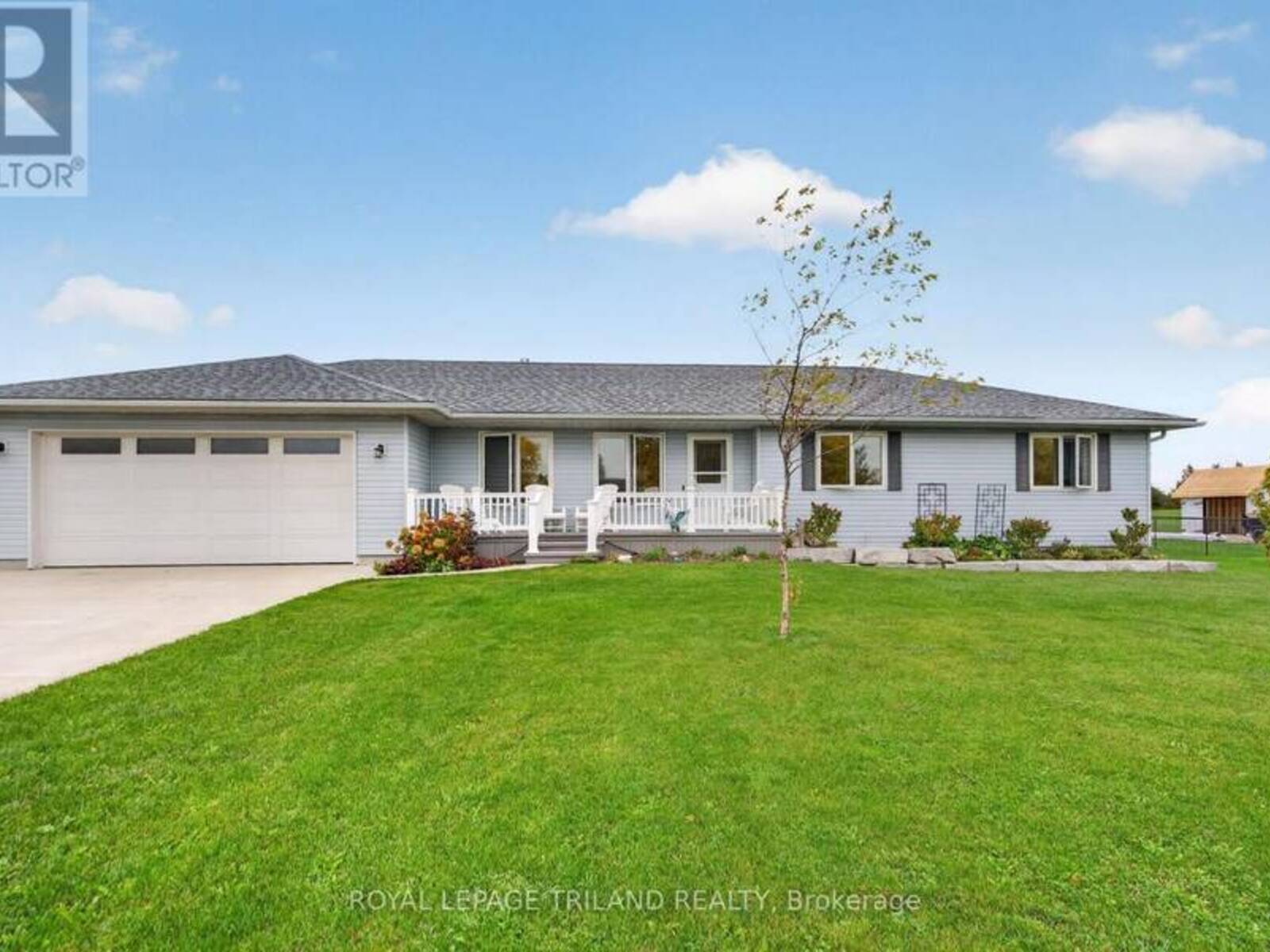 8578 VANCE DRIVE, Lambton Shores, Ontario N0N 1J7