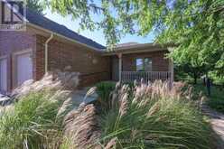 8 KENNEDY COURT | Ilderton Ontario | Slide Image Three