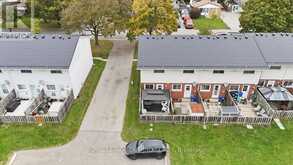 A - 111 WELLESLEY CRES CRESCENT | London Ontario | Slide Image Thirty-one