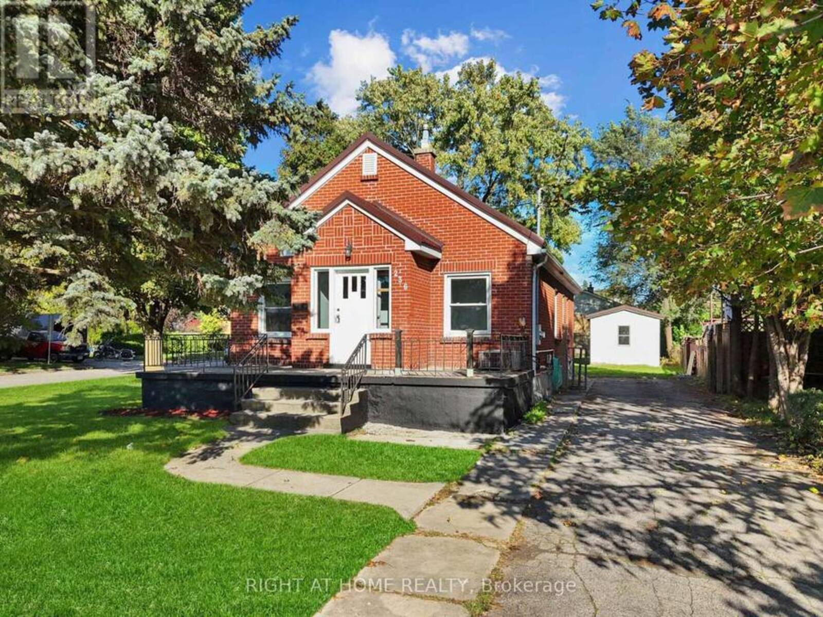 236 HIGHBURY AVENUE N, London, Ontario N5Z 2W7