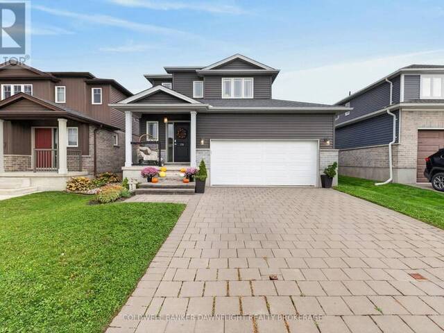 376 BEECH STREET Lucan Biddulph Ontario, N0M 2J0 - 3 Bedrooms Home For Sale
