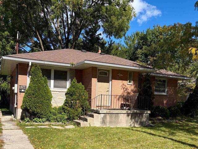 1678 DALE STREET London Ontario, N5V 1Y2 - 5 Bedrooms Home For Sale