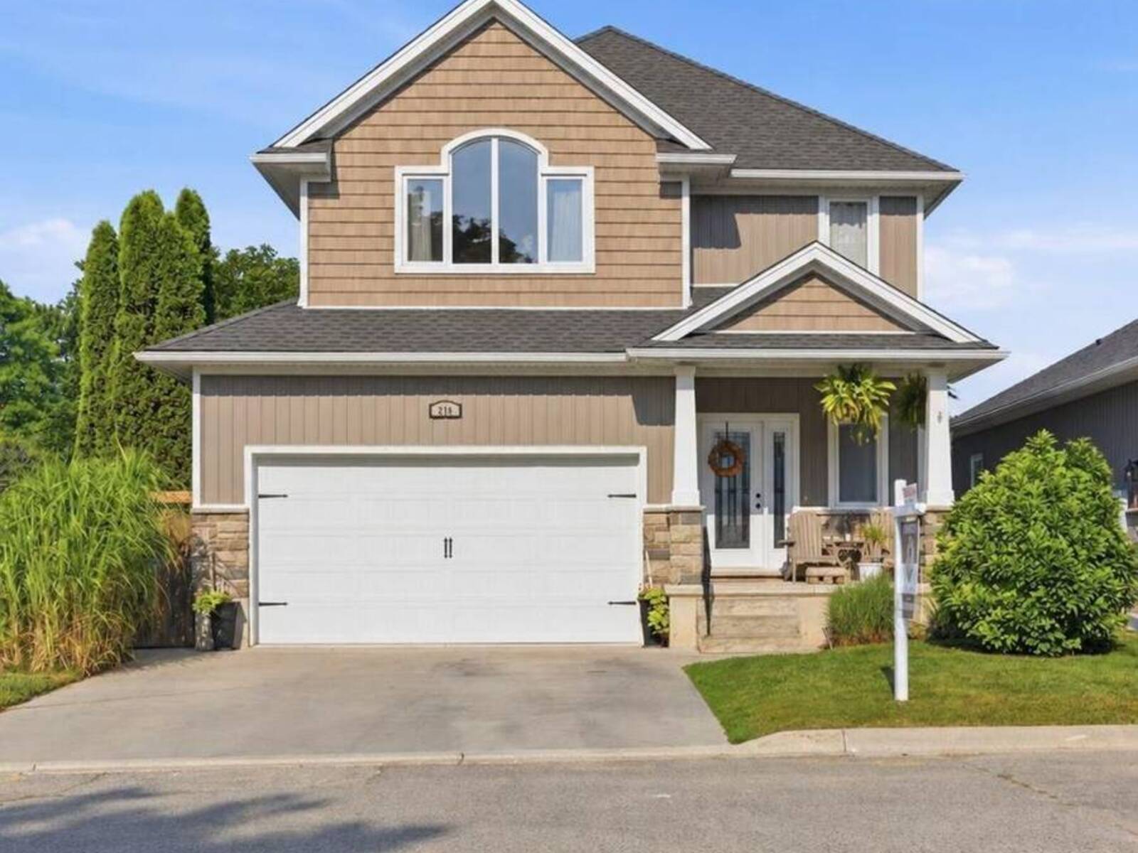 279 OAK STREET, Lucan Biddulph, Ontario N0M 2J0
