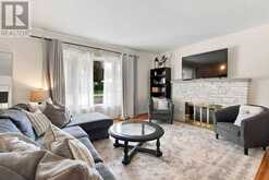 446 SCENIC DRIVE | London Ontario | Slide Image Thirteen