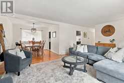 446 SCENIC DRIVE | London Ontario | Slide Image Sixteen