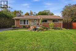 446 SCENIC DRIVE | London Ontario | Slide Image Two