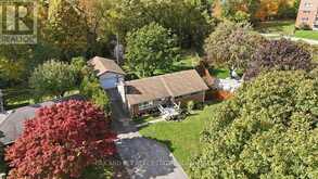 446 SCENIC DRIVE | London Ontario | Slide Image Four
