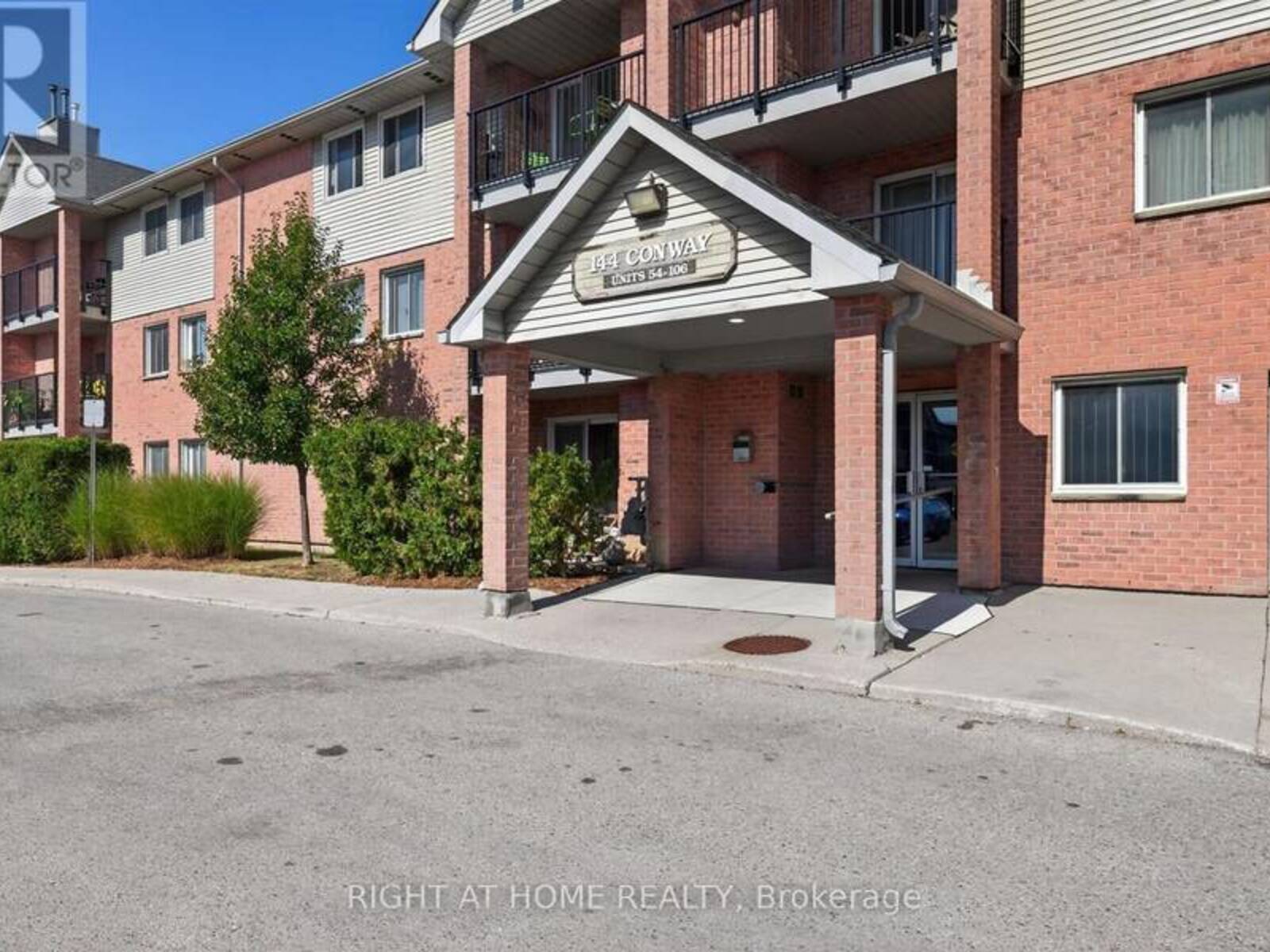 62 - 144 CONWAY DRIVE, London, Ontario N6E 3N3