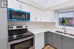 136 GOLFDALE CRESCENT | London Ontario | Slide Image Nine