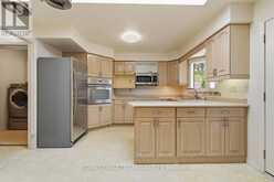 8 - 60 ROSECLIFFE CRESCENT | London Ontario | Slide Image Ten