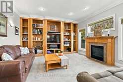 160 PLANE TREE DRIVE | London Ontario | Slide Image Ten