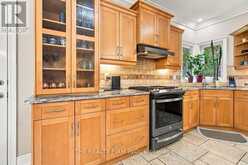160 PLANE TREE DRIVE | London Ontario | Slide Image Sixteen